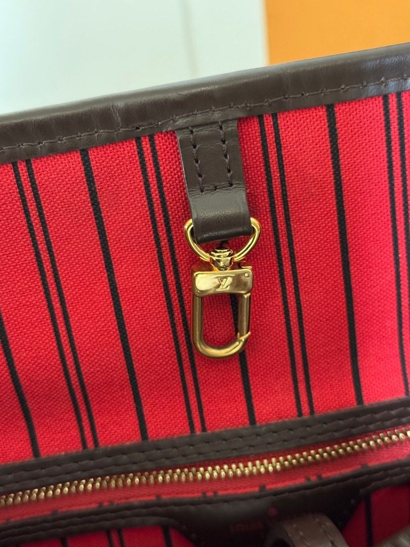 Louis Vuitton	Neverfull MM Damier Ebene