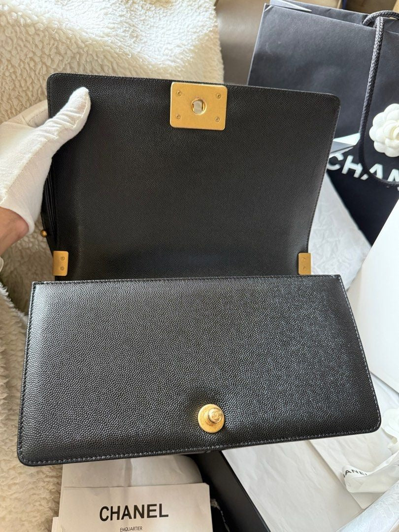 Chanel Boy Old Medium