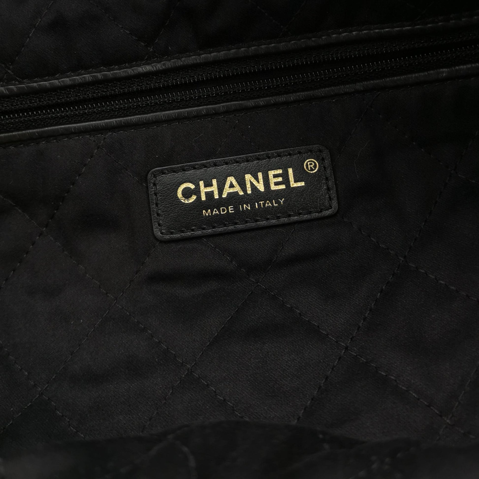 Chanel 22 Small
