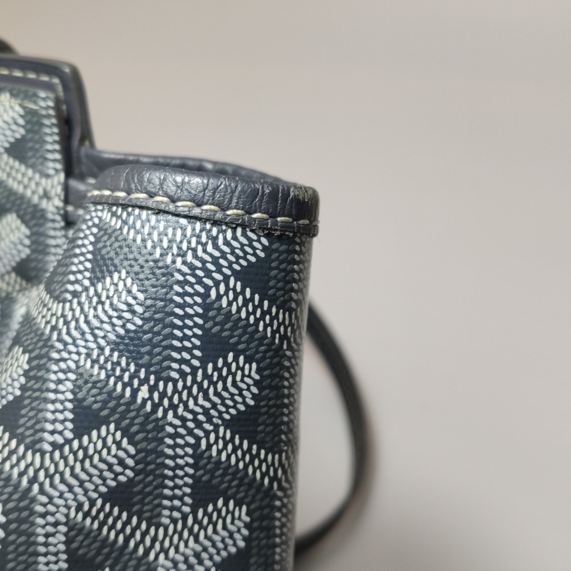 Goyard Rouette Souple Gray