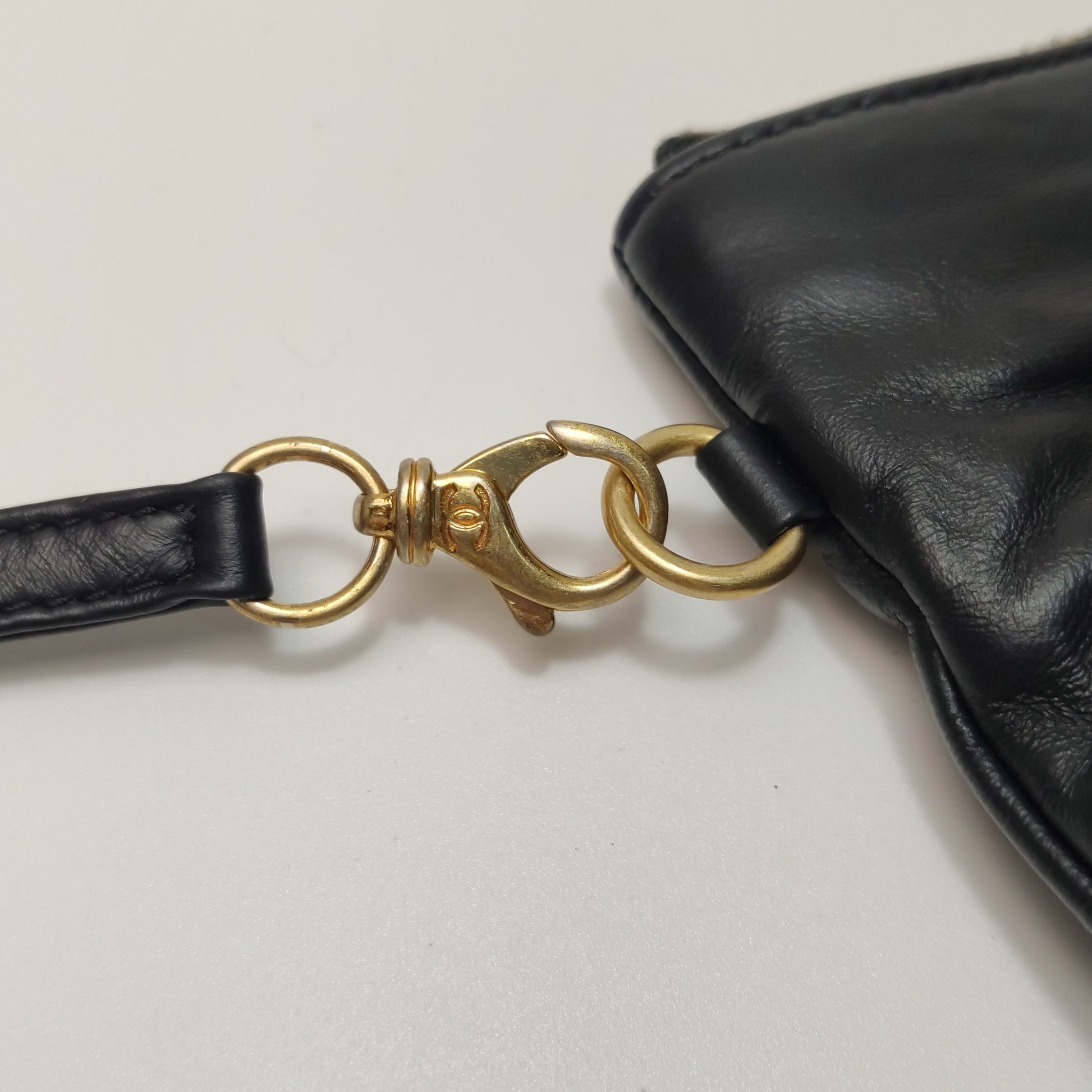 Chanel 22 Small