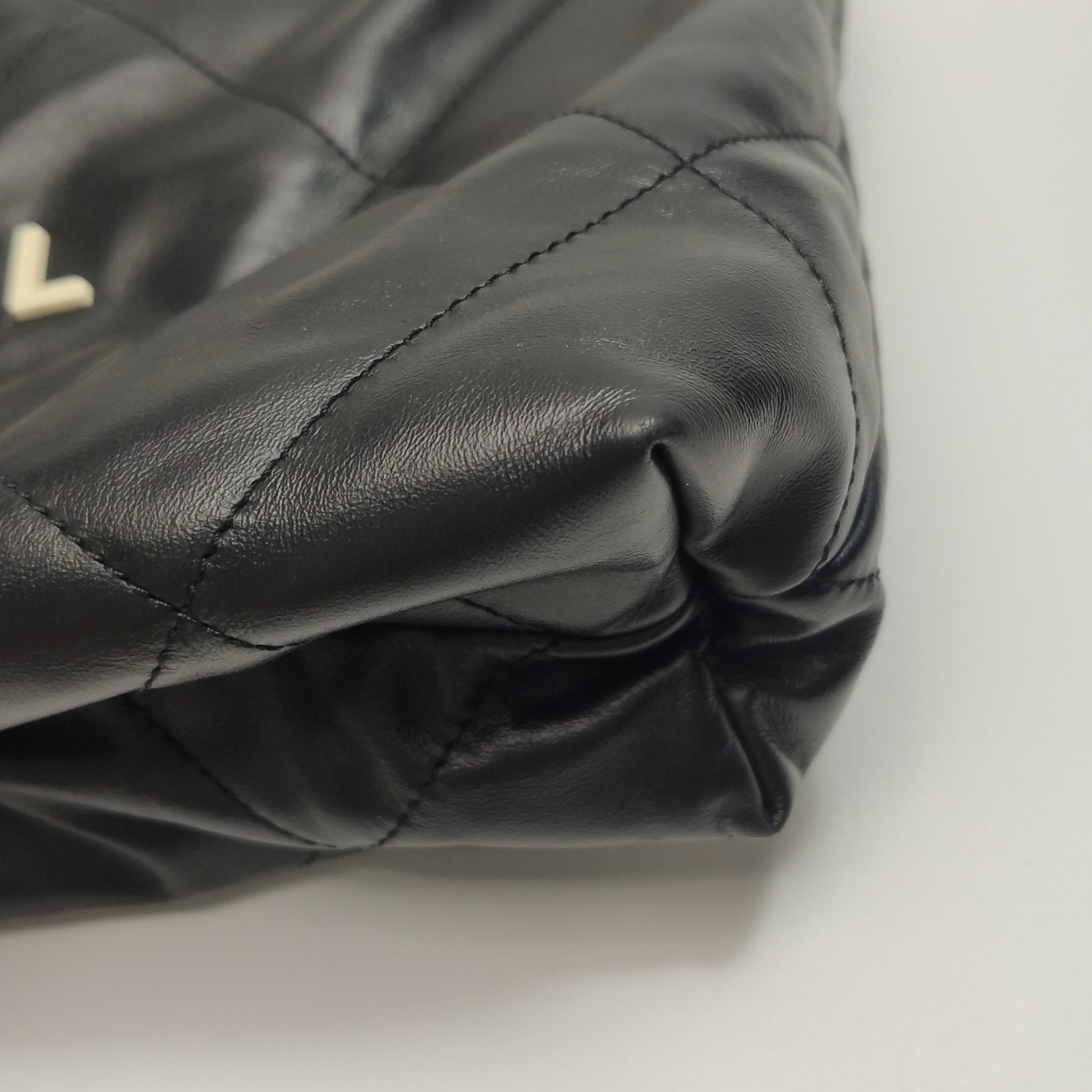 Chanel 22 Small