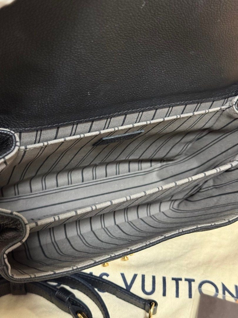 Louis Vuitton Pochette Metis Empreinte