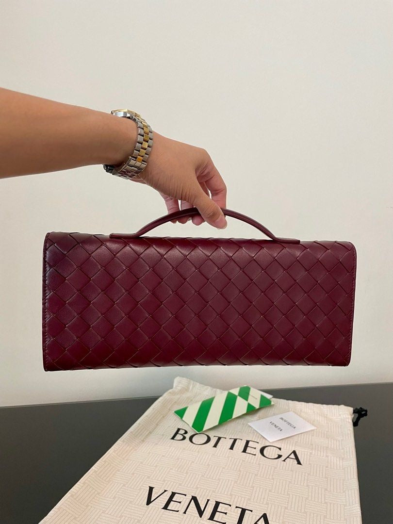 Bottega Veneta Andiamo Clutch