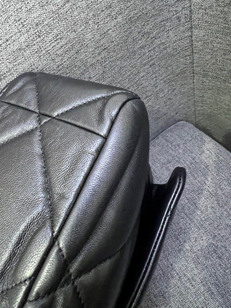 Chanel 19 Flap Medium