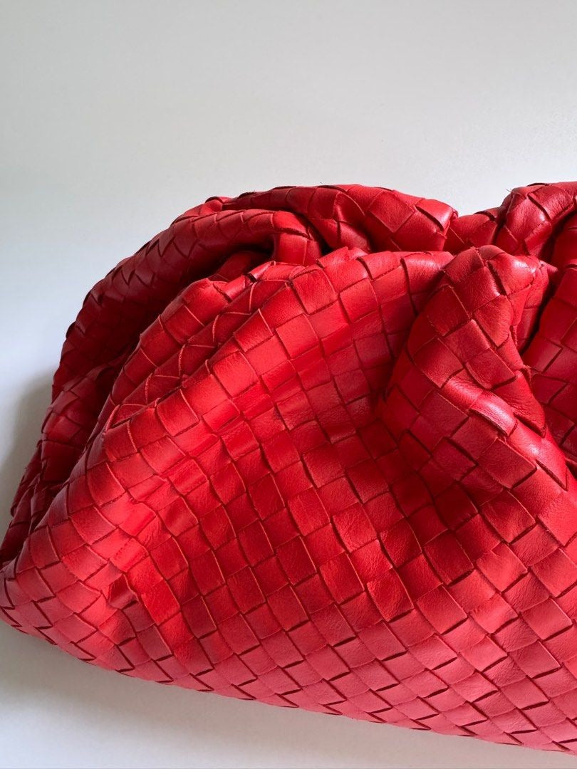 Bottega Veneta Intrecciato The Pouch Oversized