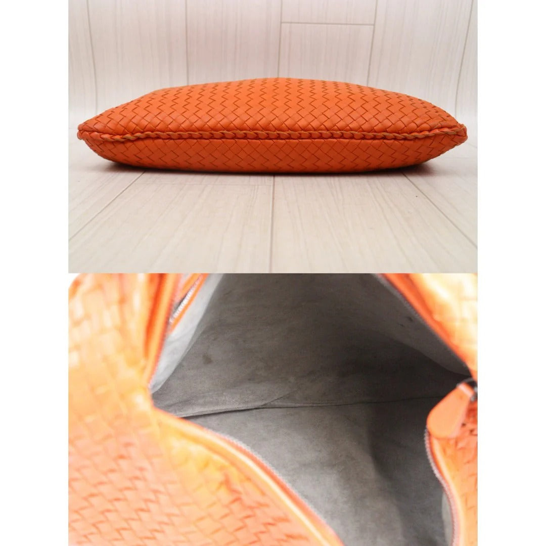 Bottega Veneta Intrecciato Hobo Medium