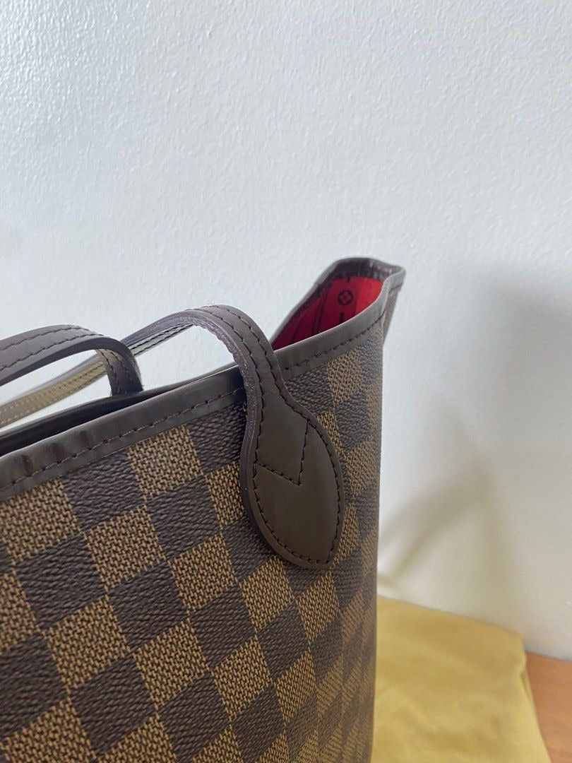 Louis Vuitton	Neverfull MM Damier Ebene