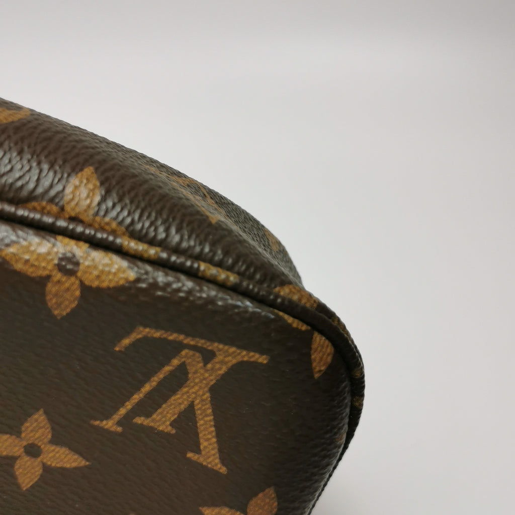Louis Vuitton Pochette NM Monogram