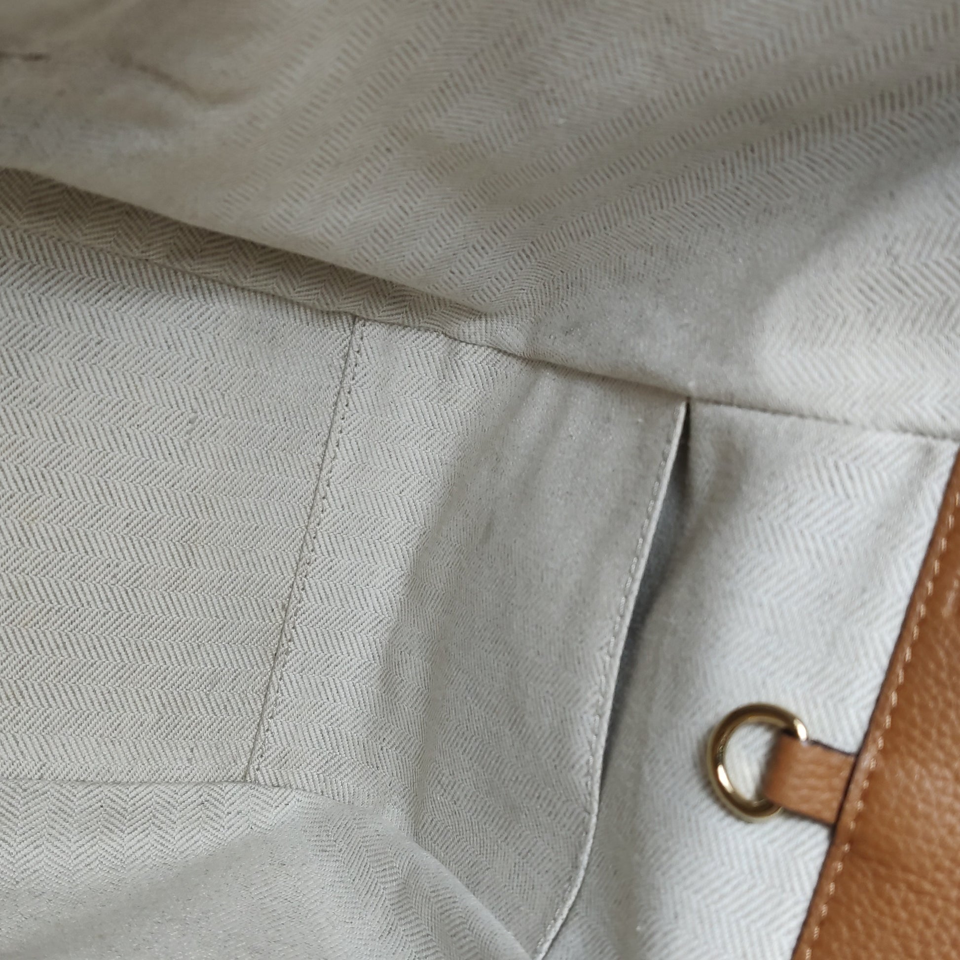 Loewe Hammock Small Grained