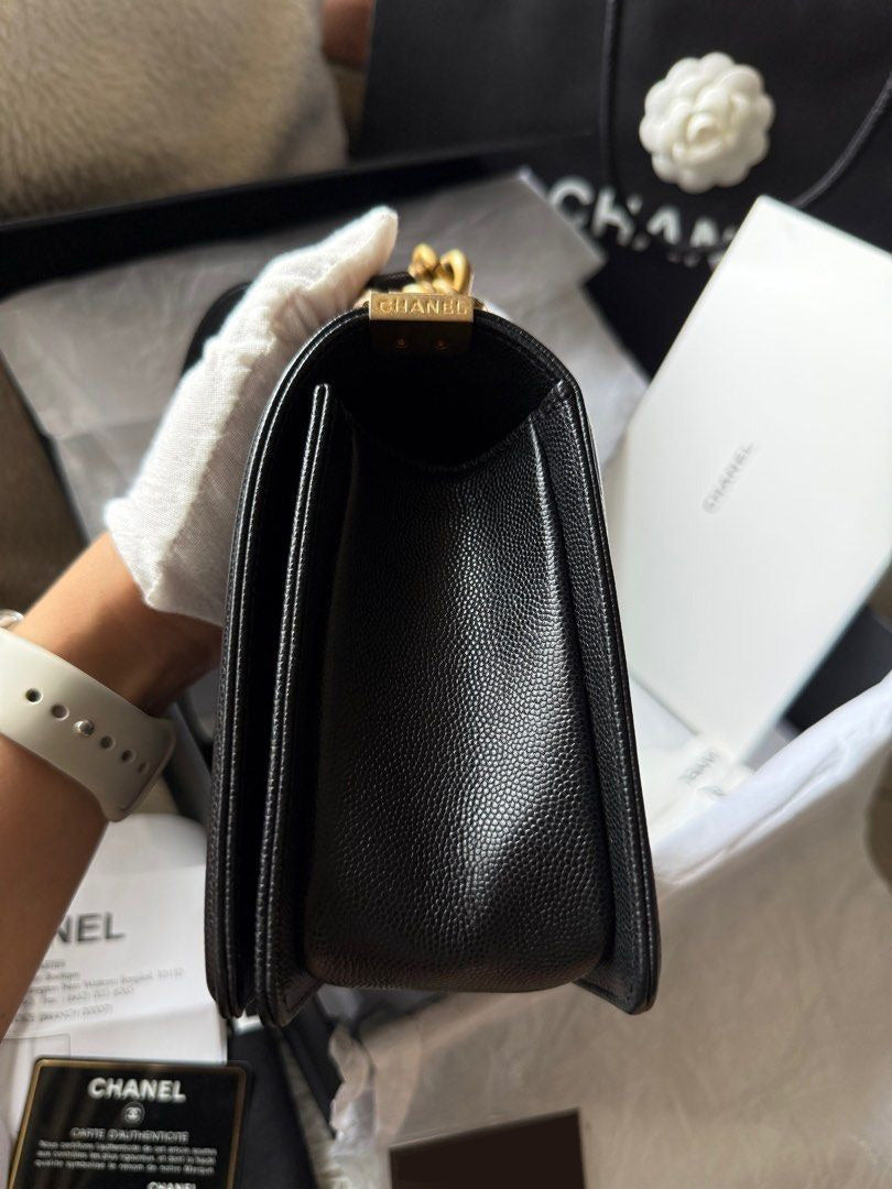 Chanel Boy Old Medium