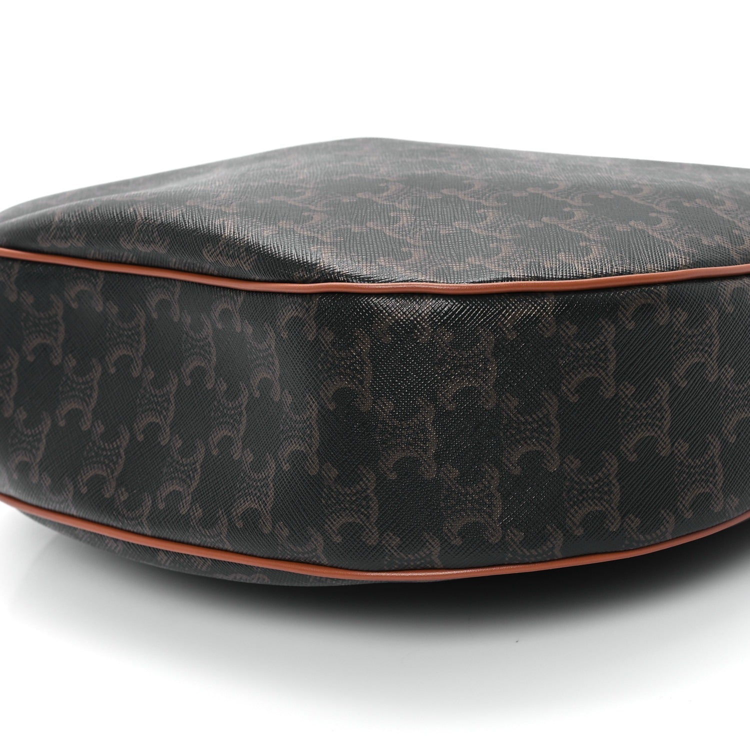 Celine Heloise Medium