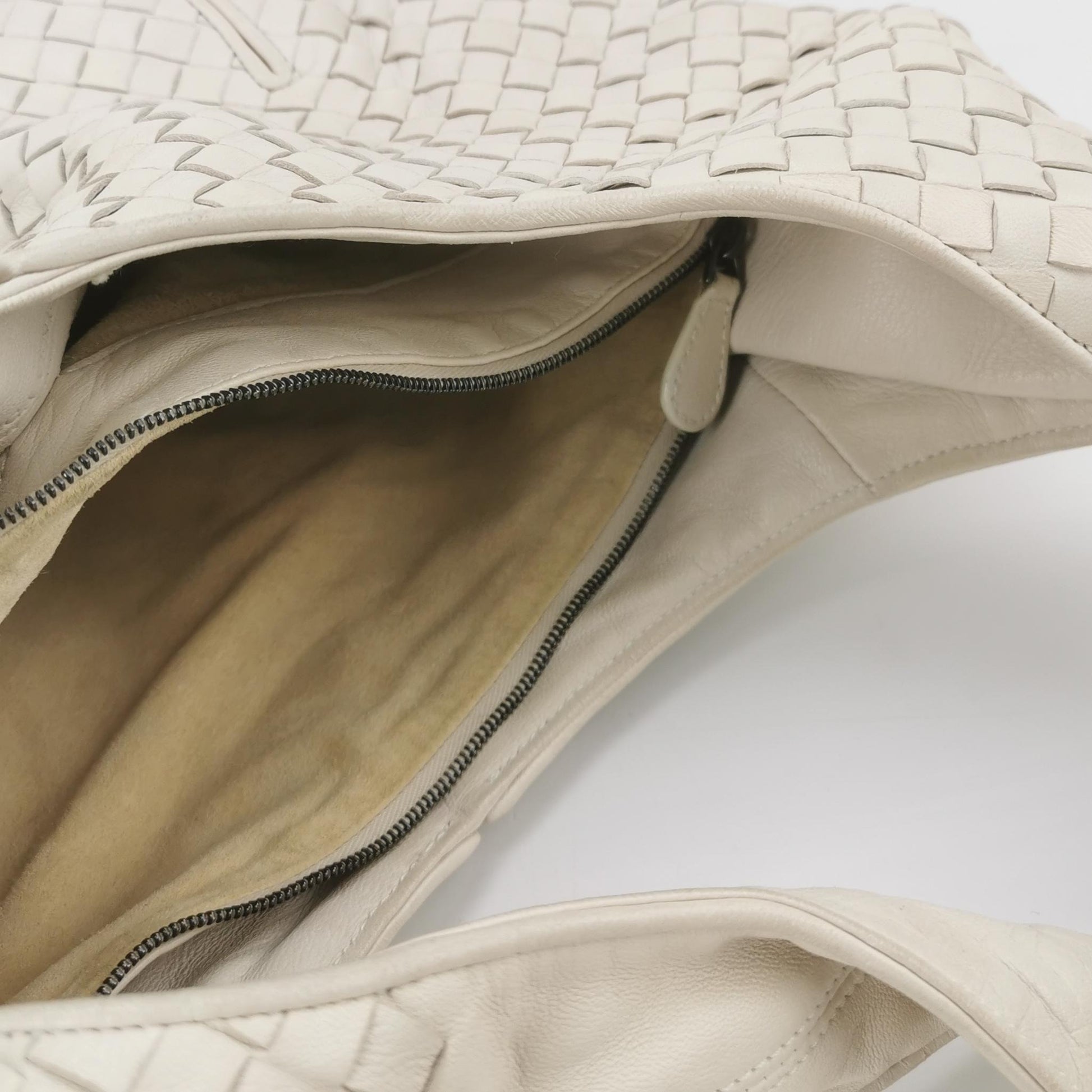 Bottega Veneta Intrecciato Ball Hobo