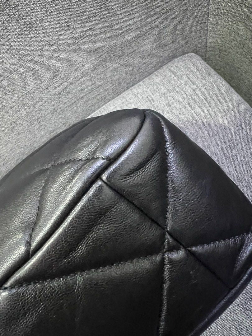 Chanel 19 Flap Medium