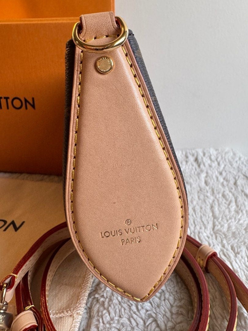 Louis Vuitton	Tirette Pochette Monogram