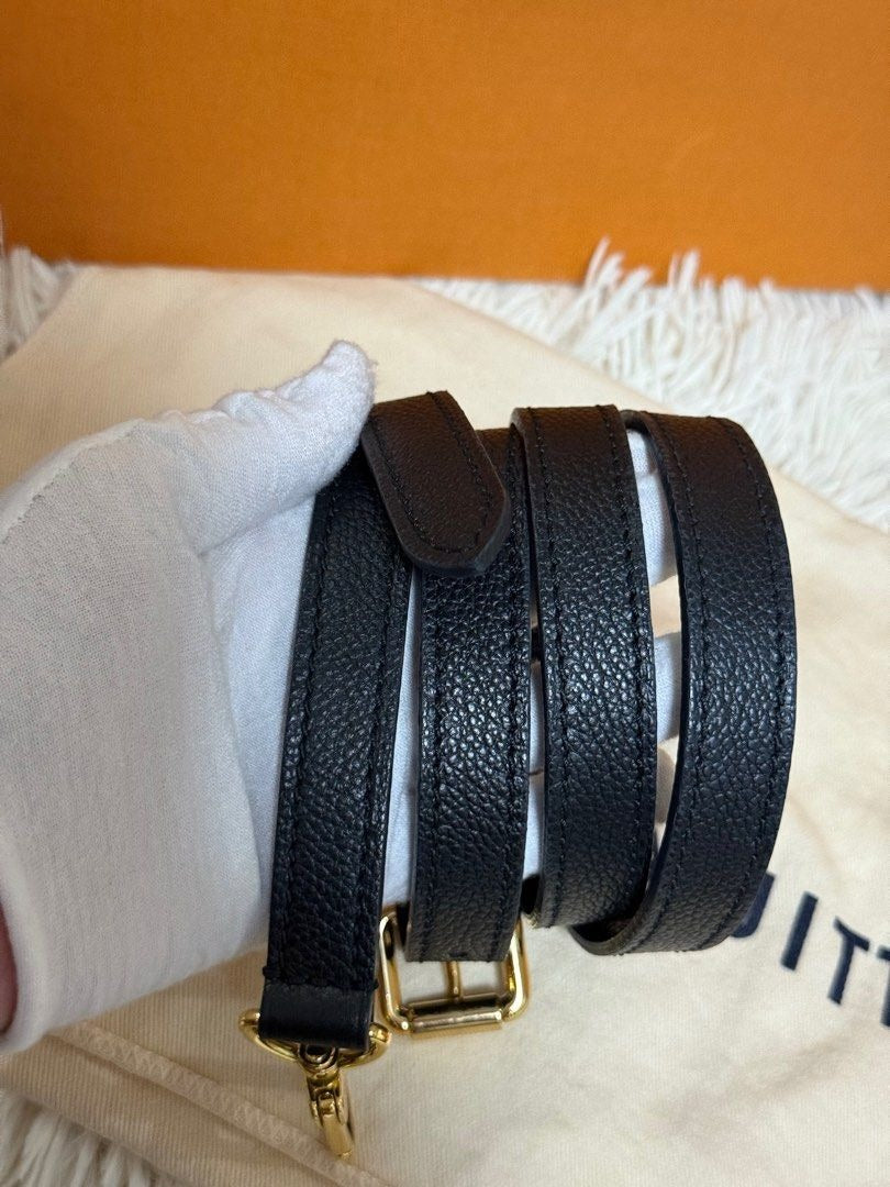 Louis Vuitton Pochette Metis Empreinte