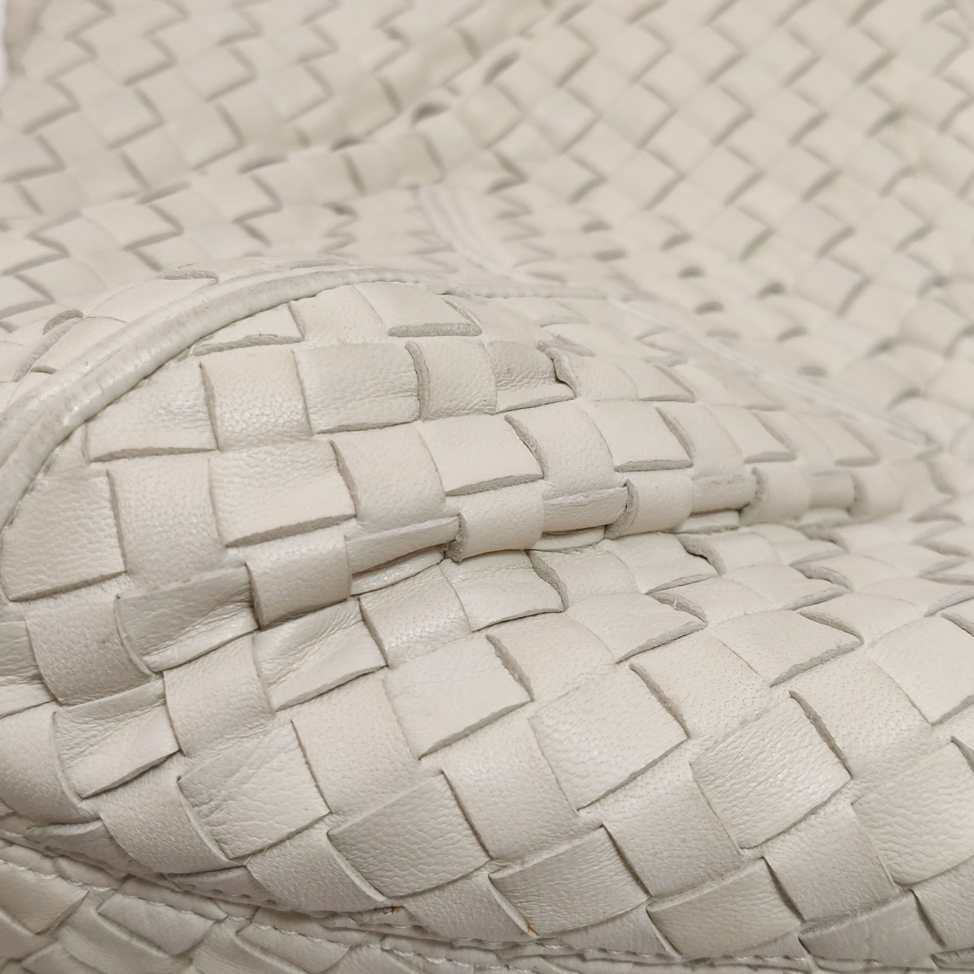 Bottega Veneta Intrecciato Ball Hobo