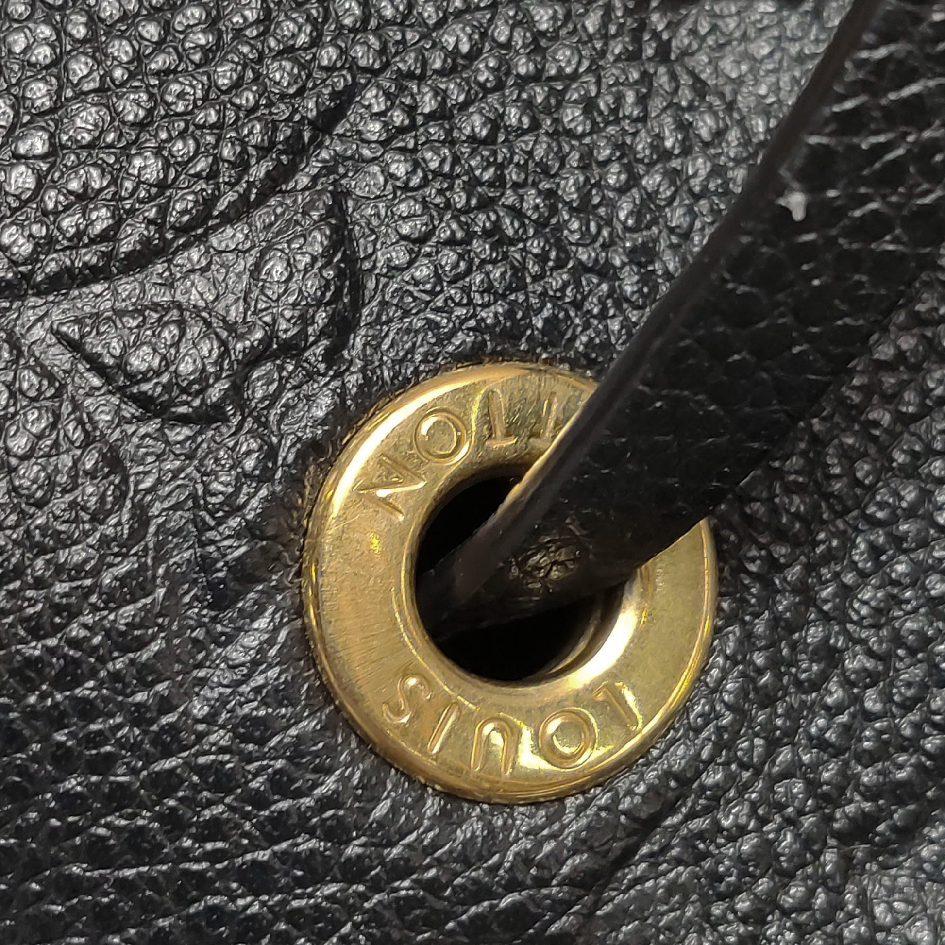 Louis Vuitton Neo Noe MM Empreinte