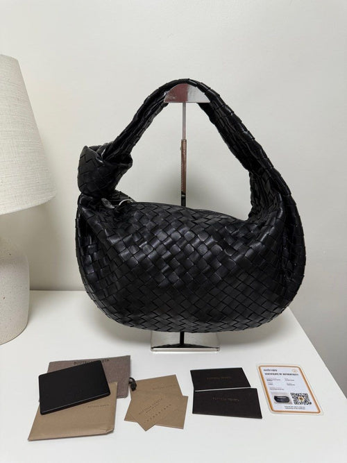 Bottega Veneta	Jodie Small