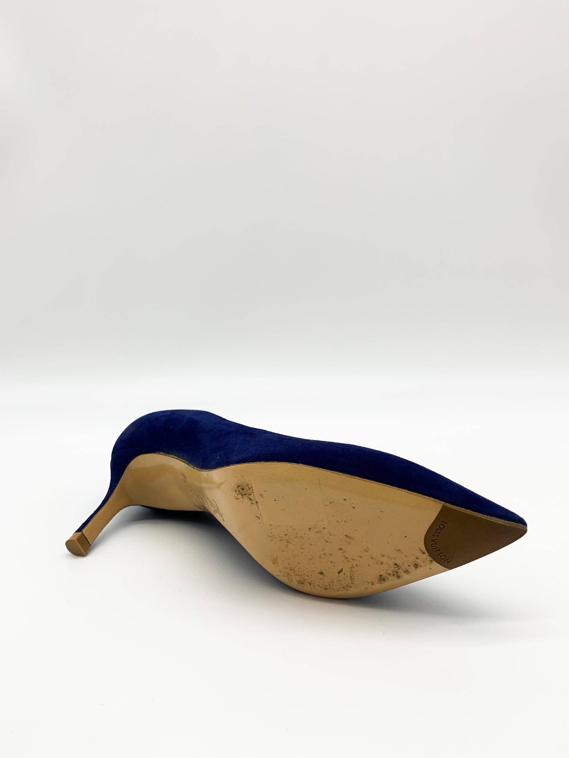 Louis Vuitton Heartbreaker Suede Pumps 35