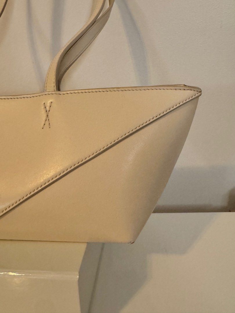 Loewe Puzzle Cropped East West