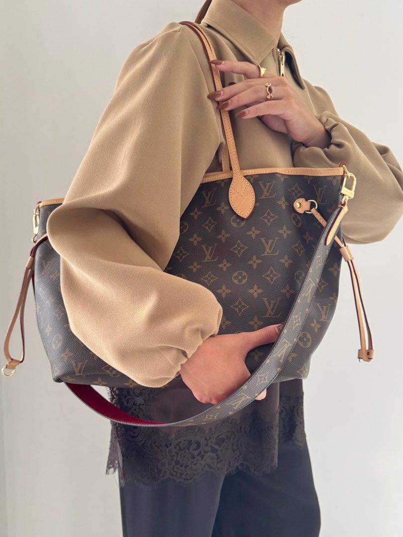 Louis Vuitton	Neverfull MM Bandouliere Inside Out