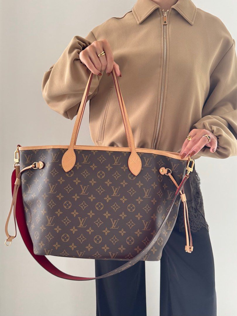 Louis Vuitton	Neverfull MM Bandouliere Inside Out