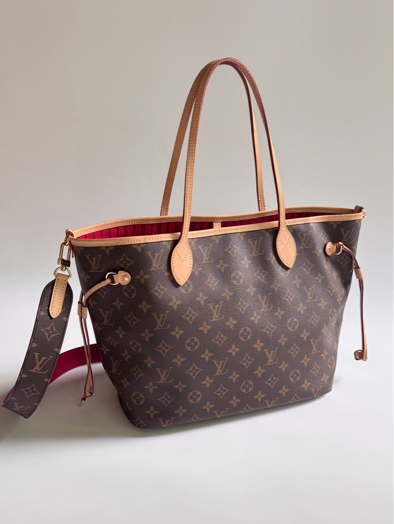Louis Vuitton	Neverfull MM Bandouliere Inside Out