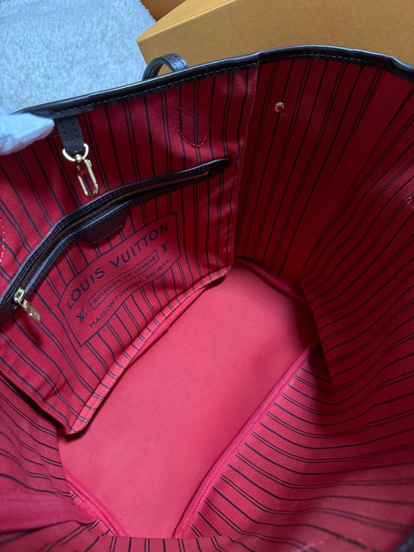 Louis Vuitton	Neverfull MM Damier Ebene