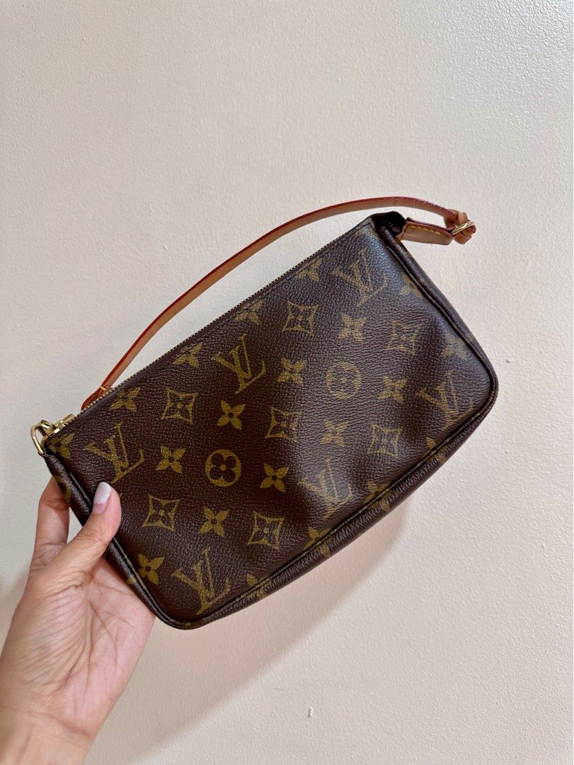 Louis Vuitton Pochette Monogram