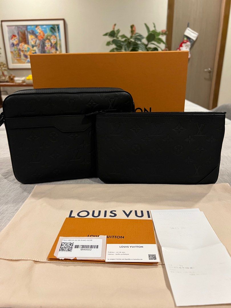 Louis Vuitton	Trio Messenger