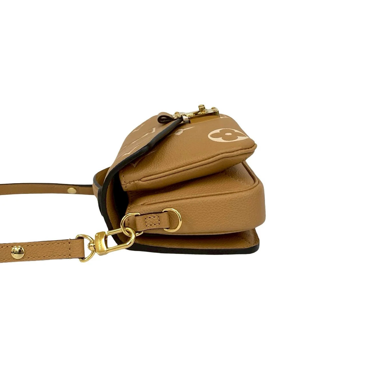 Louis Vuitton	Pochette Metis East West