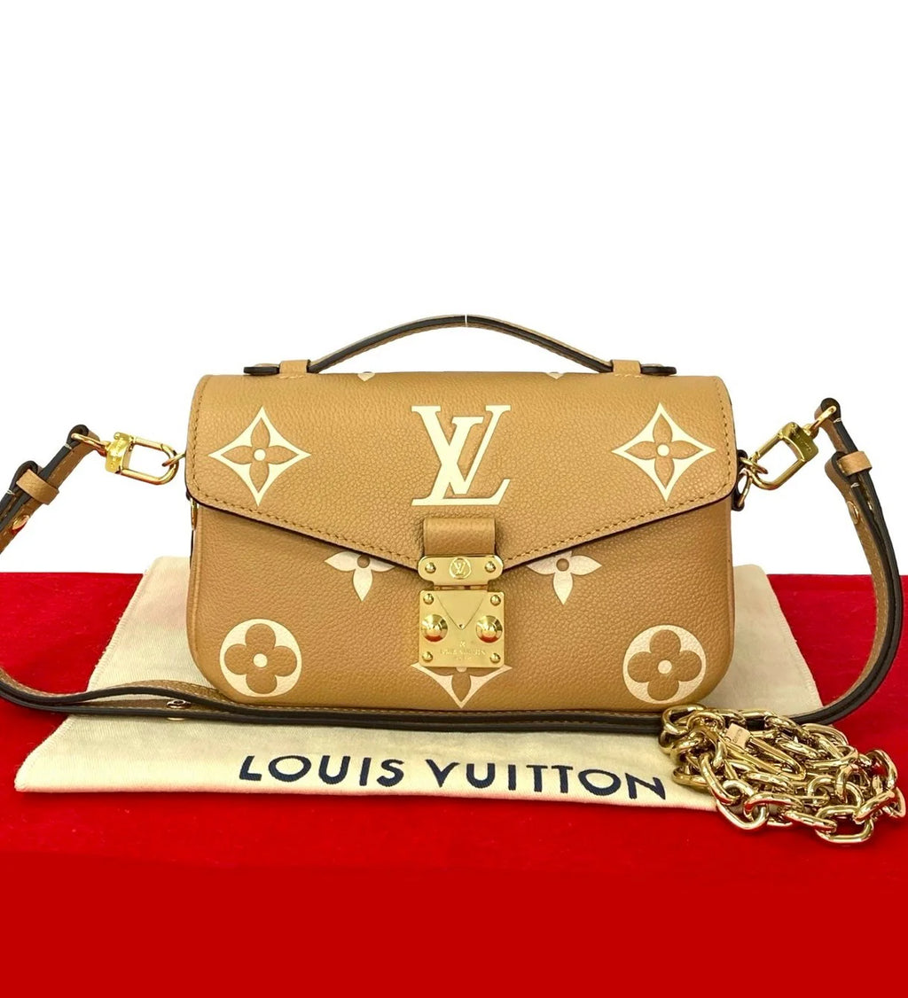 Louis Vuitton	Pochette Metis East West