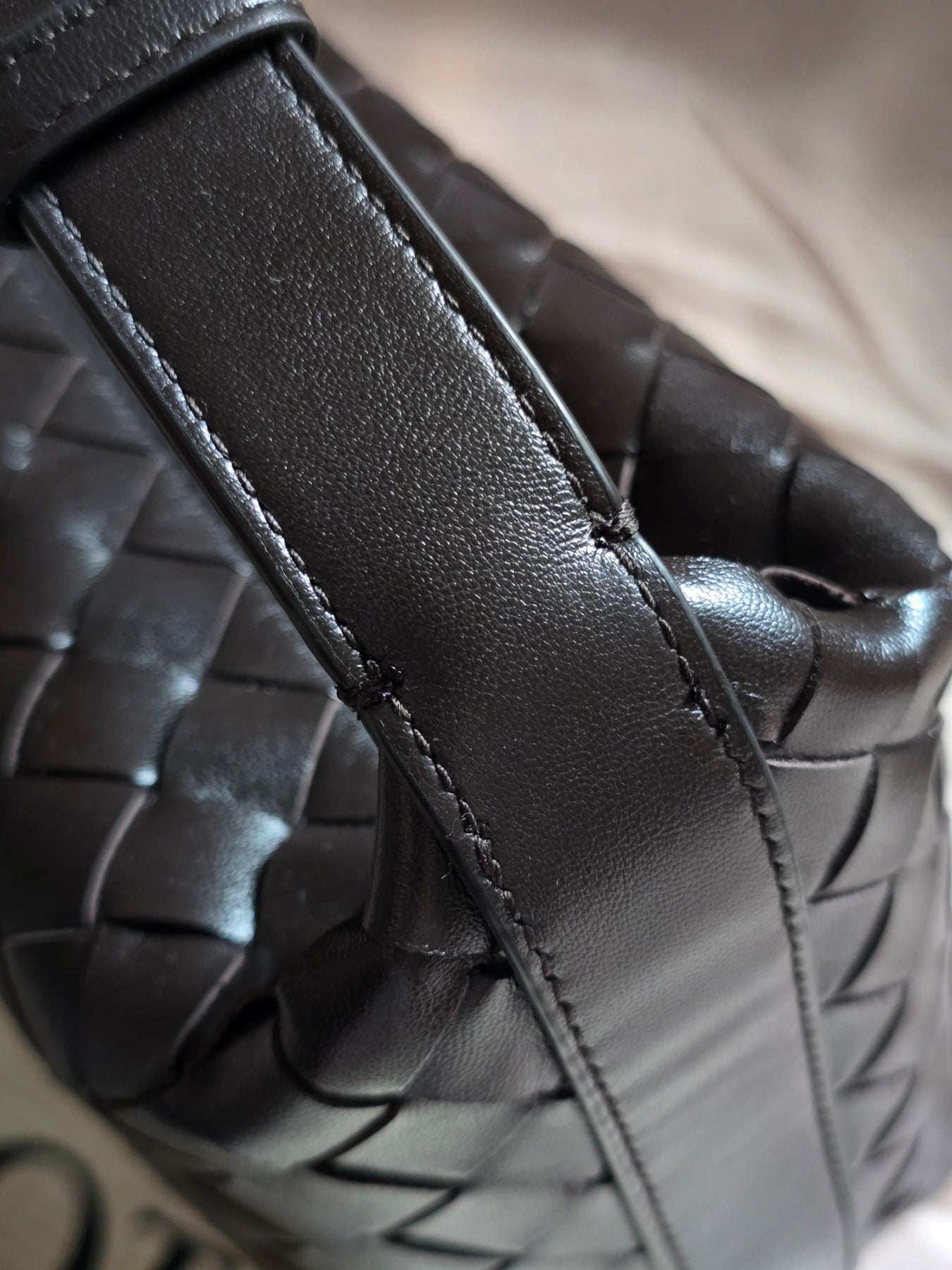 Bottega Veneta Mini Wallace