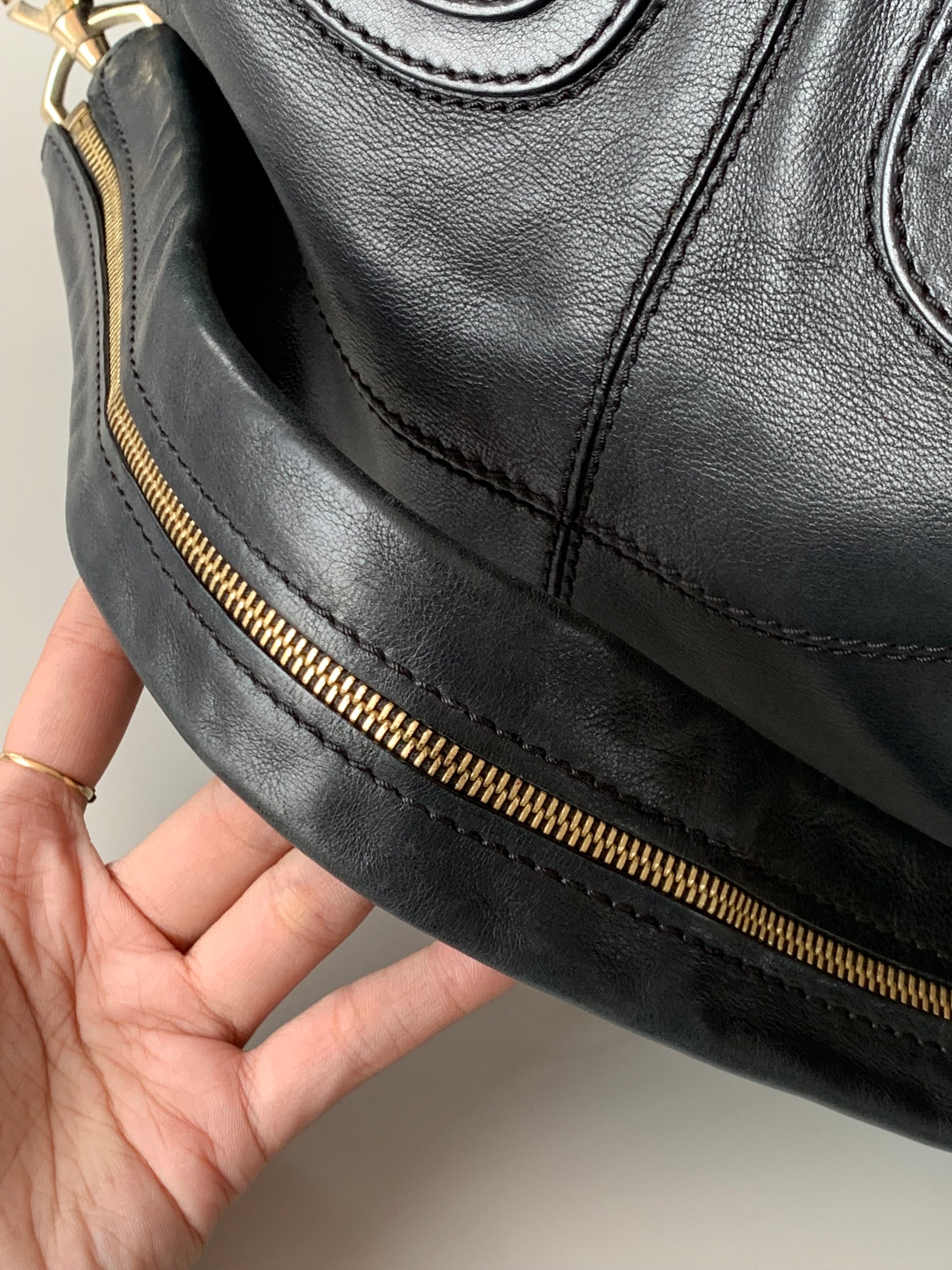 Givenchy Nightingale Medium