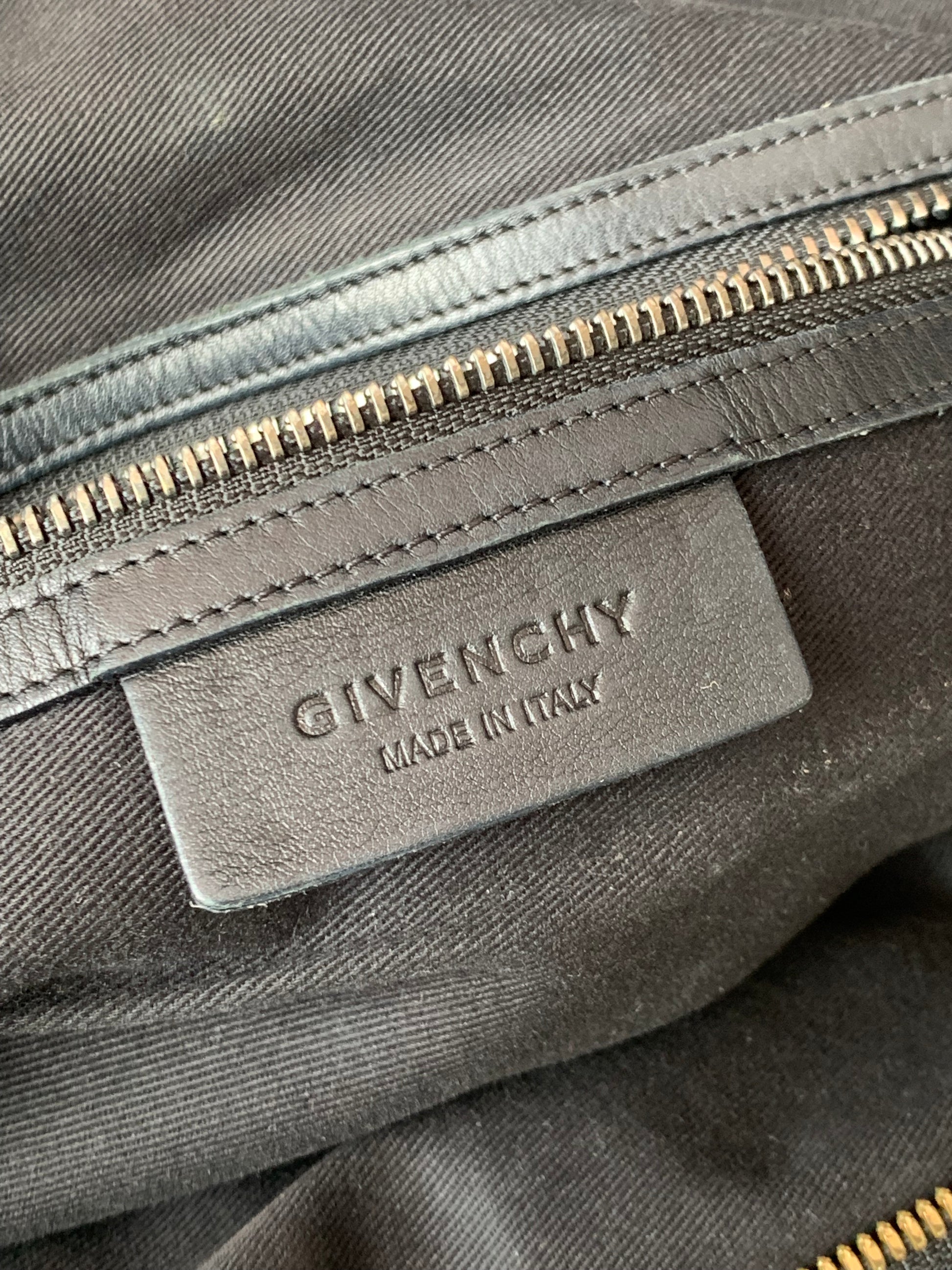 Givenchy Nightingale Medium