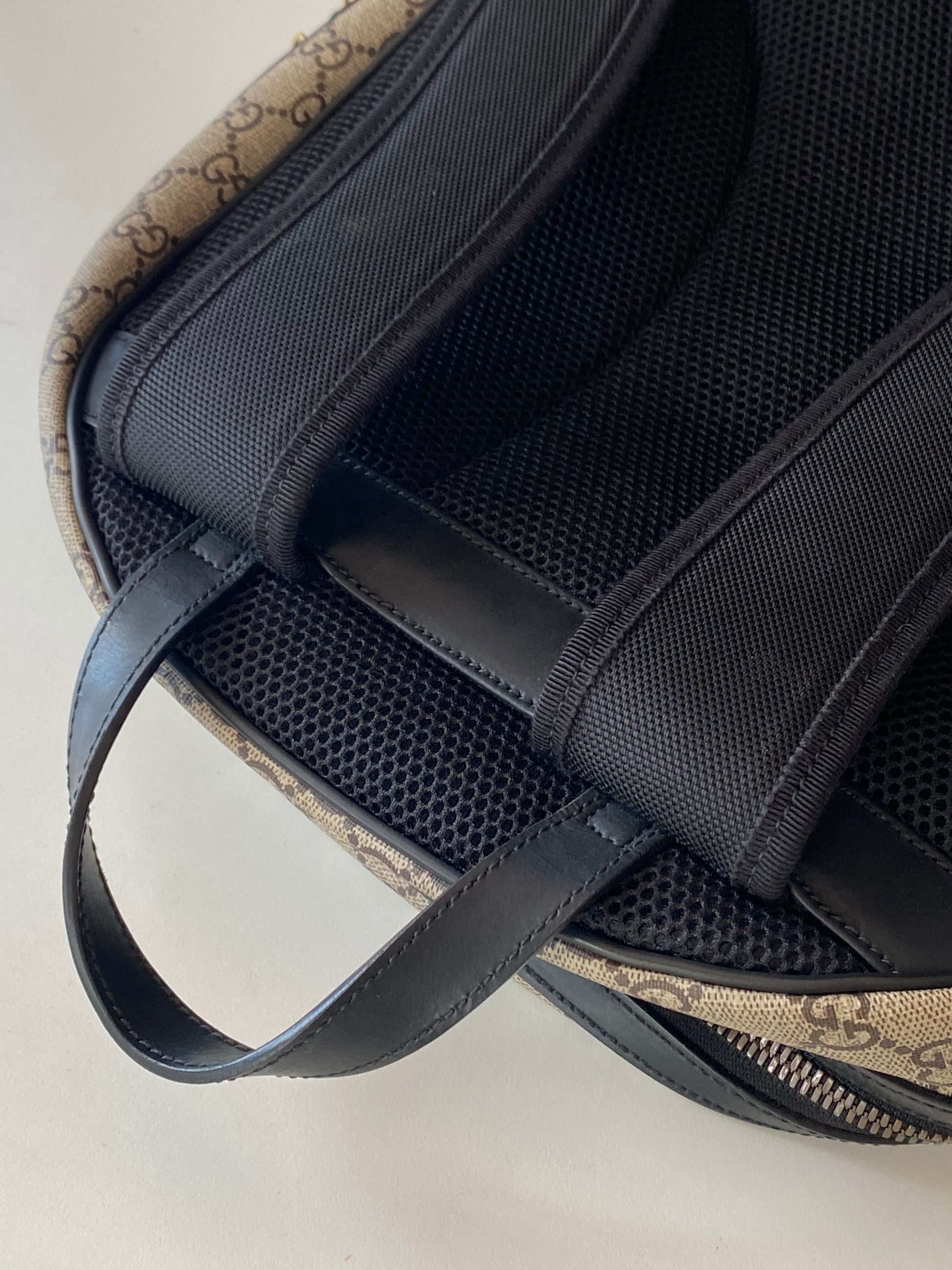 Gucci Supreme Monogram L'Aveugle Par Amour Backpack