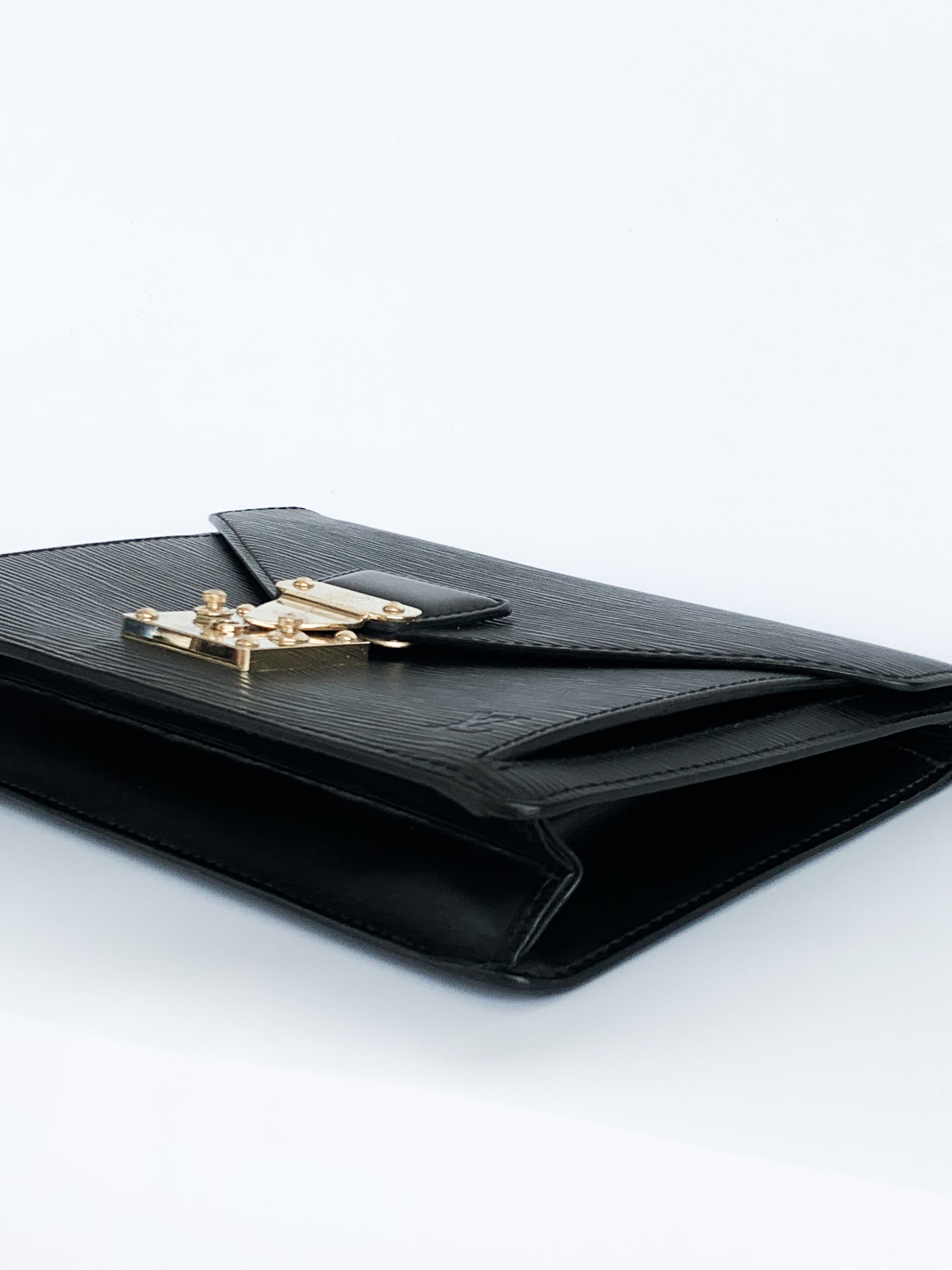 Louis Vuitton Sellier Pochette Epi