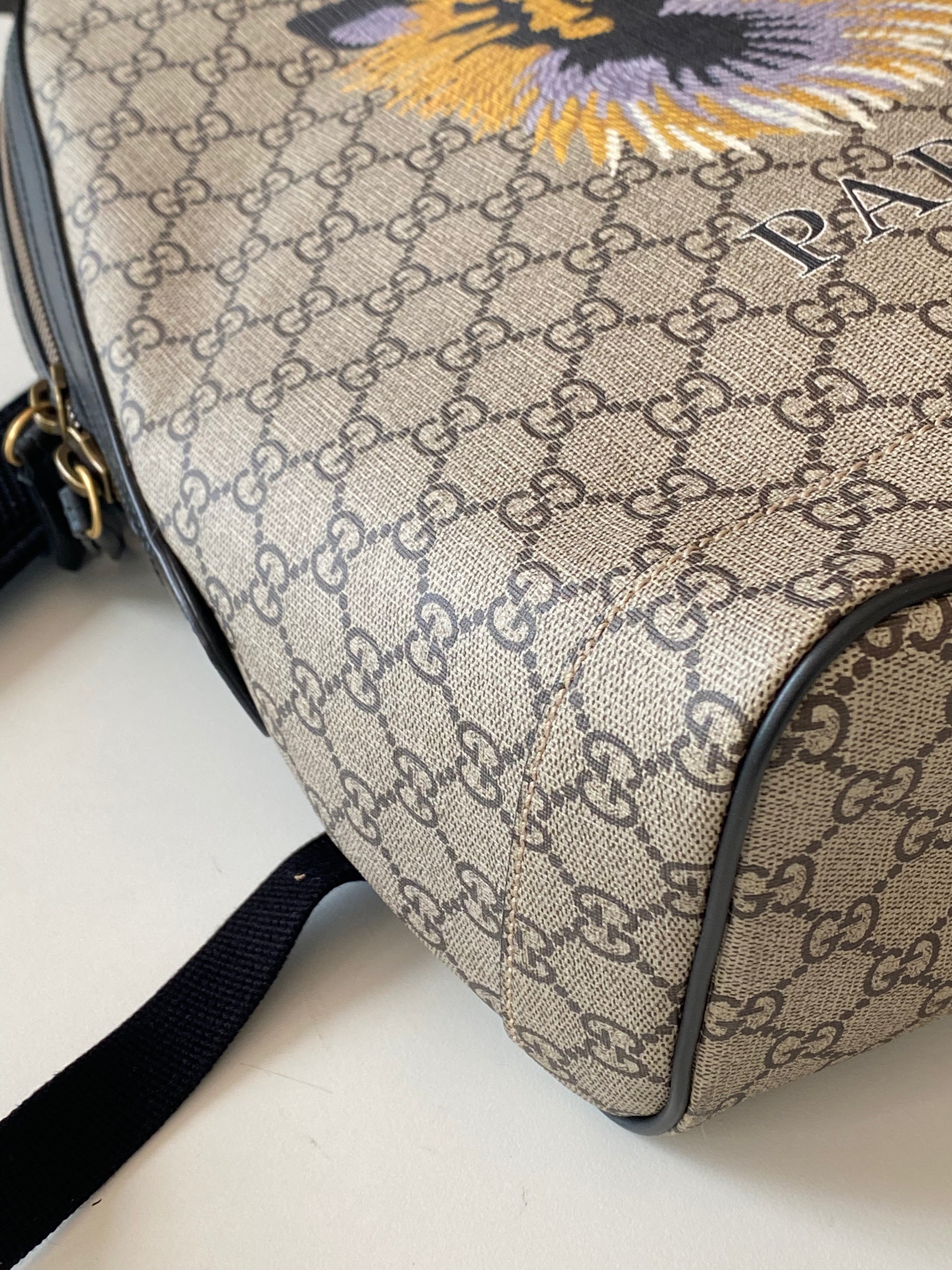 Gucci Supreme Monogram L'Aveugle Par Amour Backpack