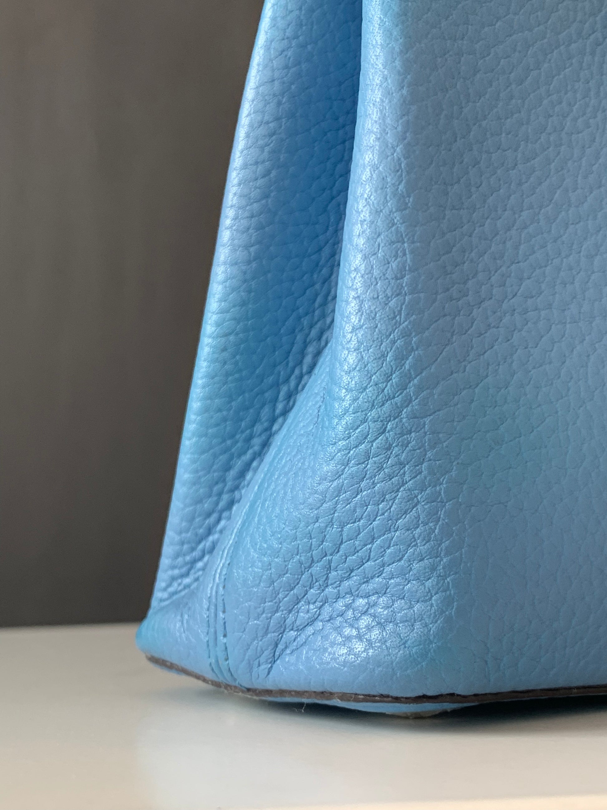 Louis Vuitton Capucines BB