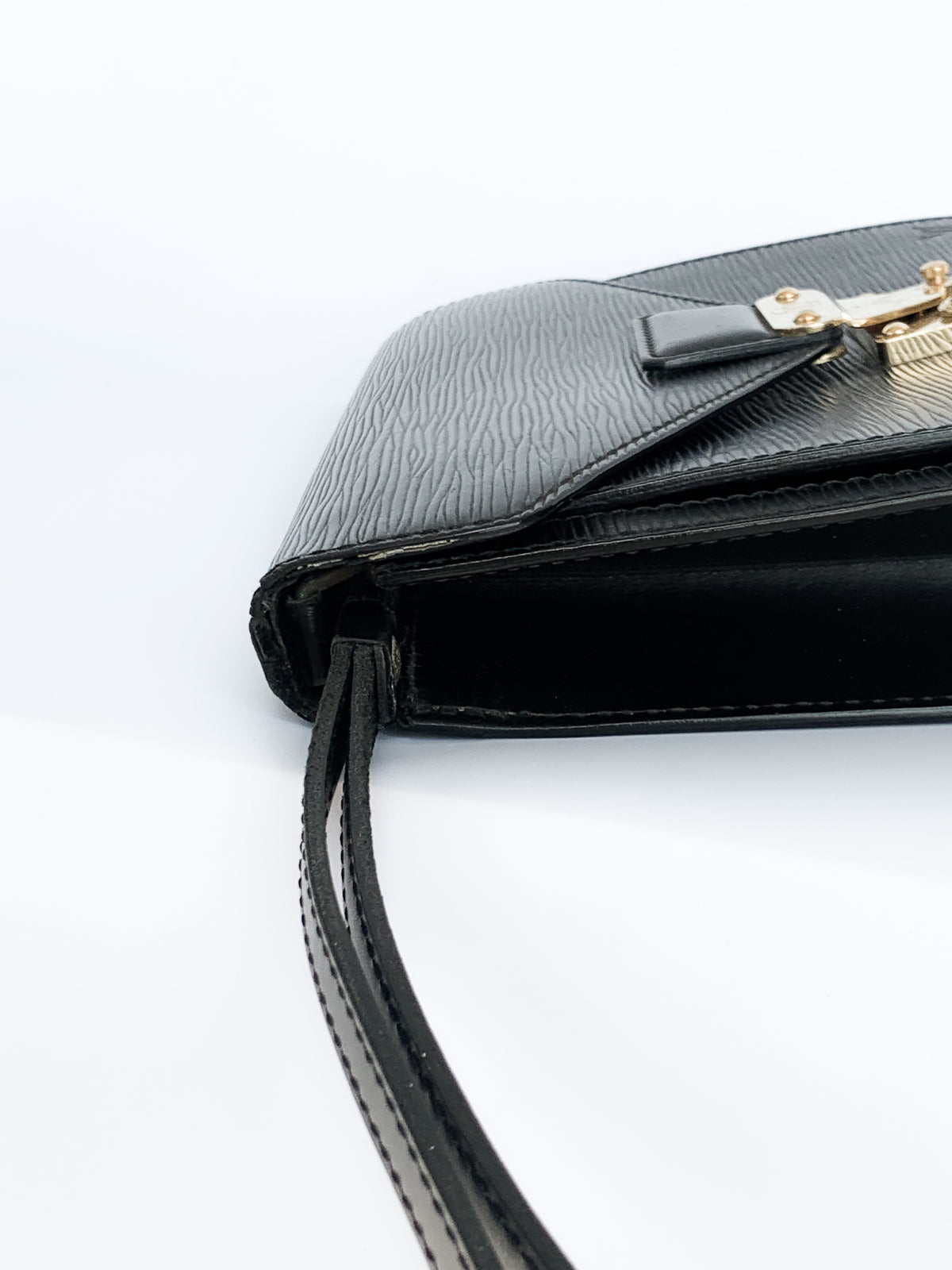 Louis Vuitton Sellier Pochette Epi