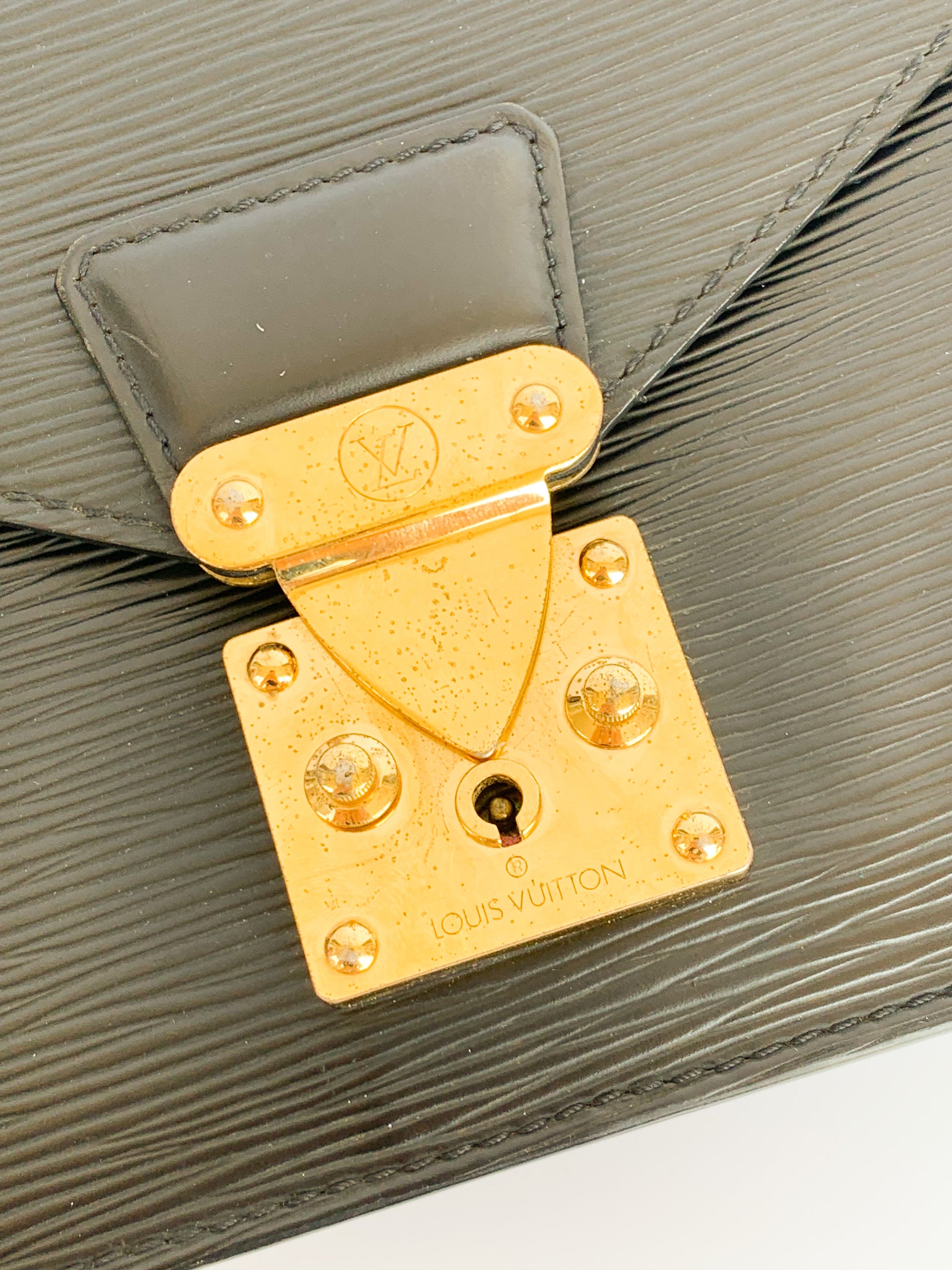 Louis Vuitton Sellier Pochette Epi