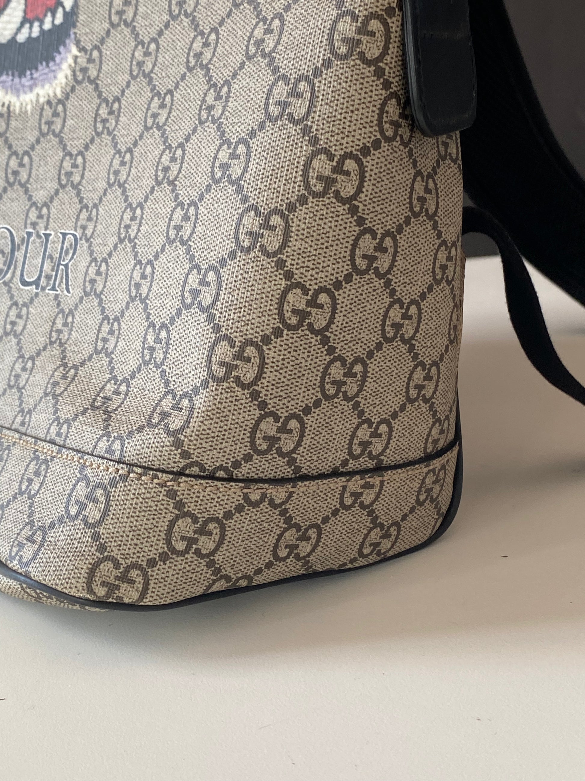Gucci Supreme Monogram L'Aveugle Par Amour Backpack