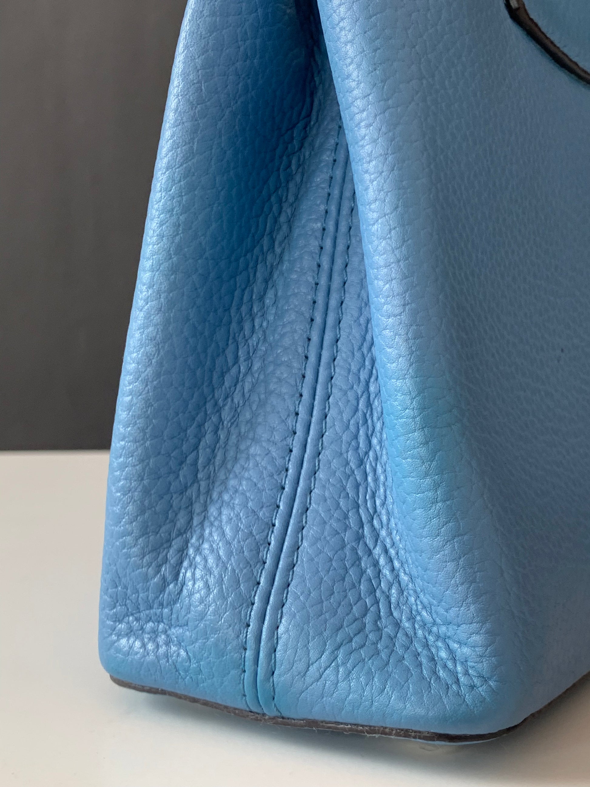 Louis Vuitton Capucines BB